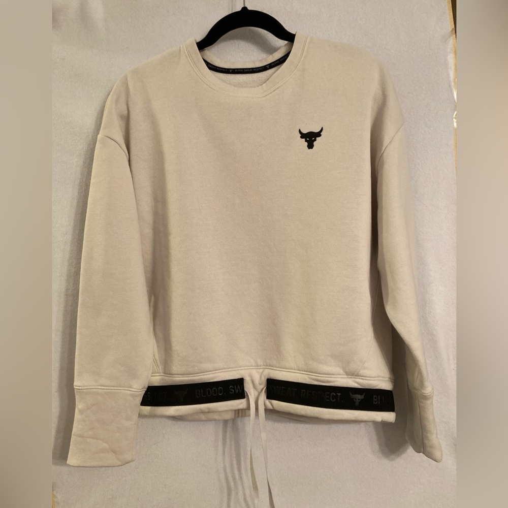 Cream Sweatshirt with Bull Logo